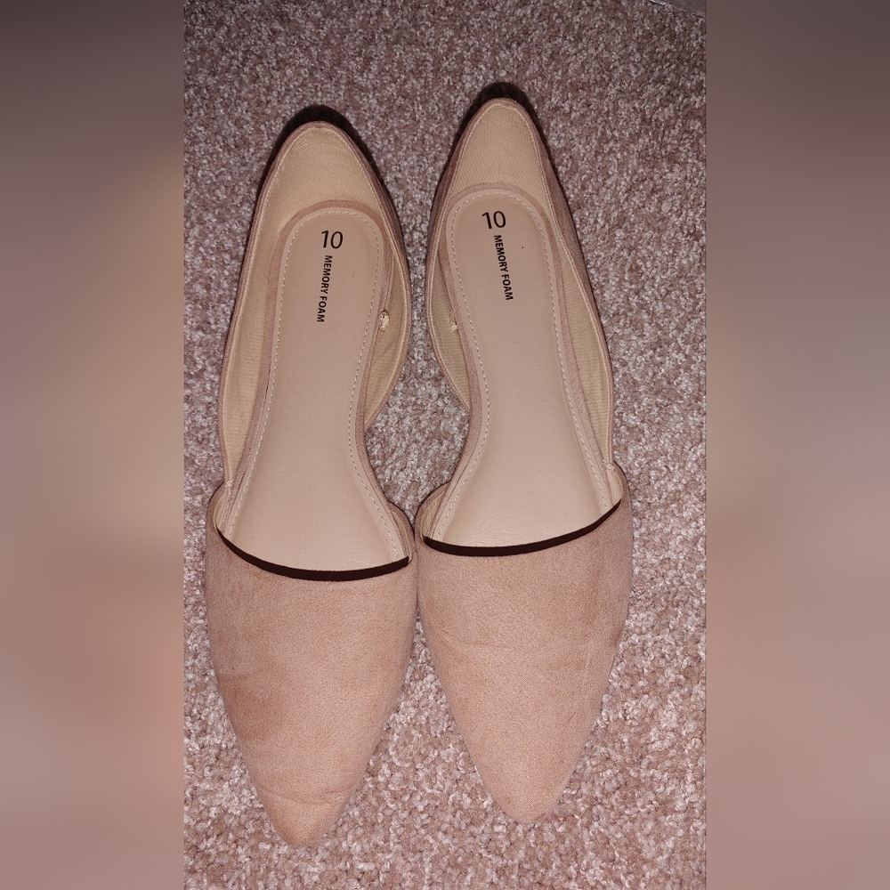 Women Flats